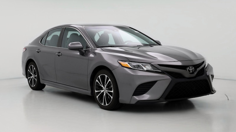 2020 Toyota Camry SE Hero Image