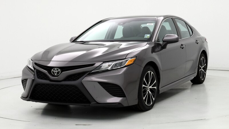 2020 Toyota Camry SE 4