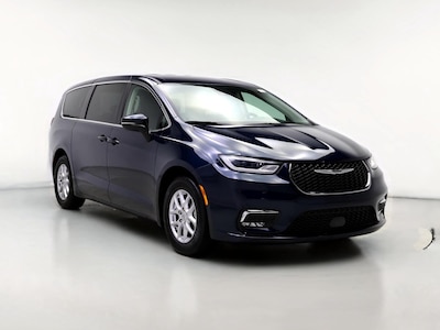 2023 Chrysler Pacifica Touring L -
                Orlando, FL