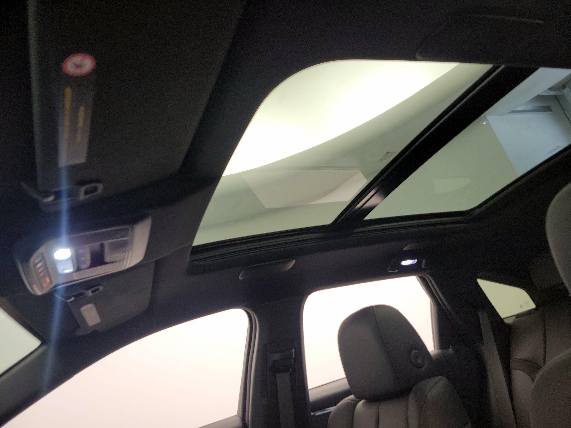 Thumbnail: 2024 Acura ZDX - 19