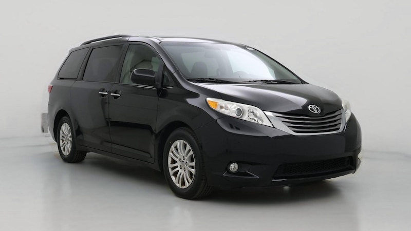 2015 Toyota Sienna XLE Hero Image