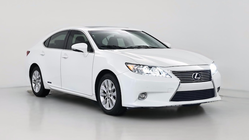 2015 Lexus ES Hybrid 300h Hero Image