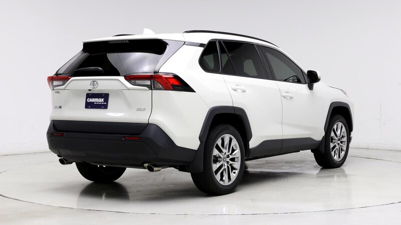 2021 Toyota RAV4 XLE Premium 8