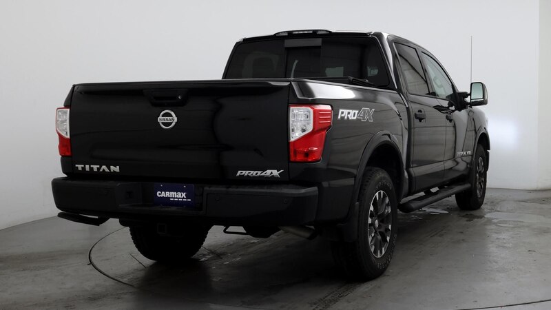 2019 Nissan Titan PRO-4X 8