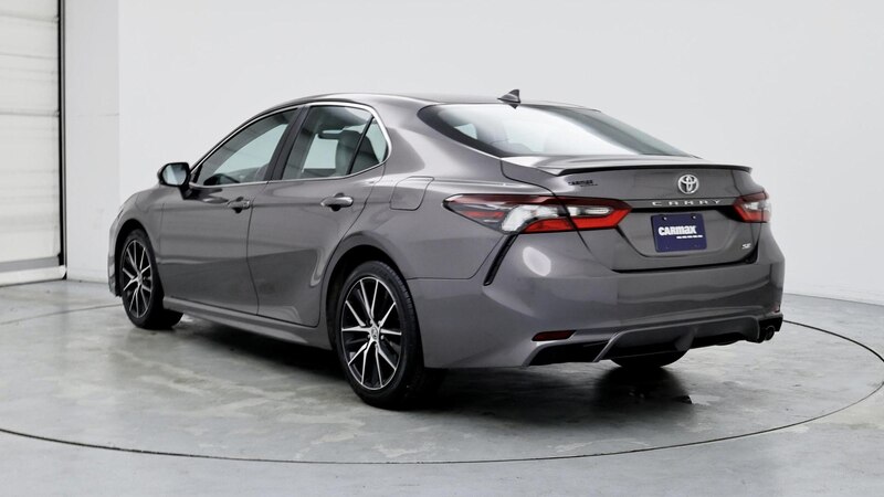 2023 Toyota Camry SE 2