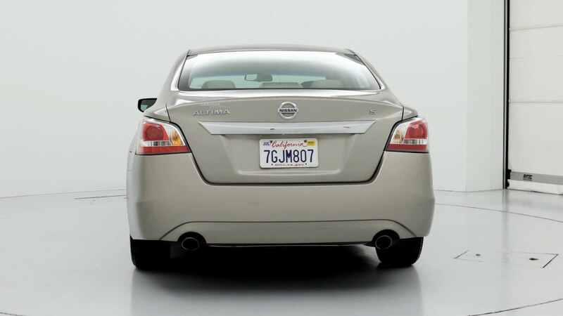 2015 Nissan Altima S 6