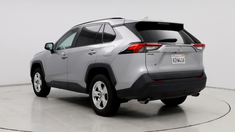 2021 Toyota RAV4 XLE 2