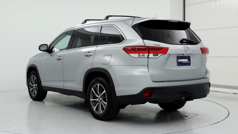 2019 Toyota Highlander XLE 2