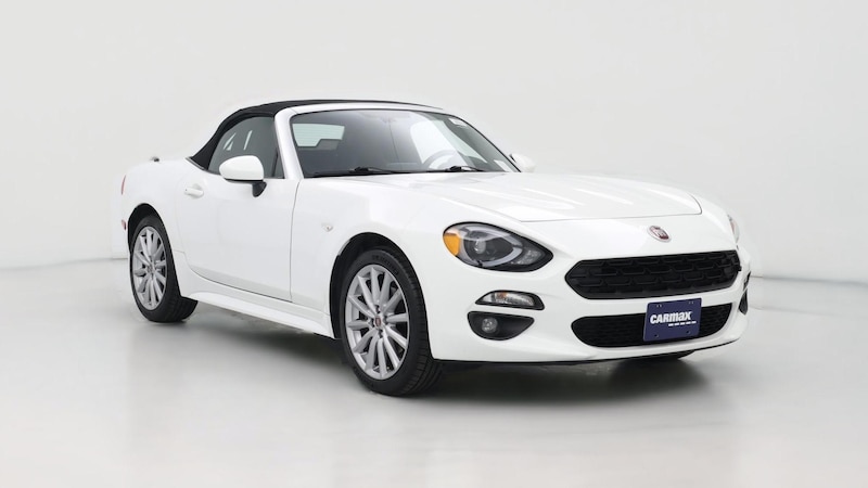 2019 Fiat 124 Spider Lusso Hero Image