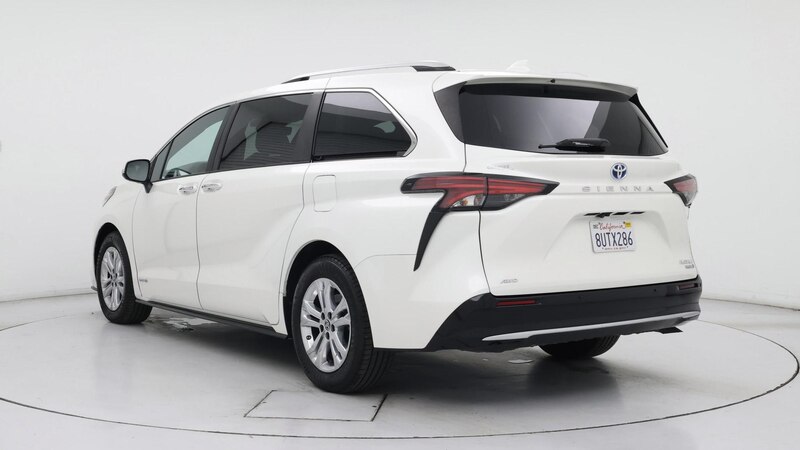 2021 Toyota Sienna Platinum 2
