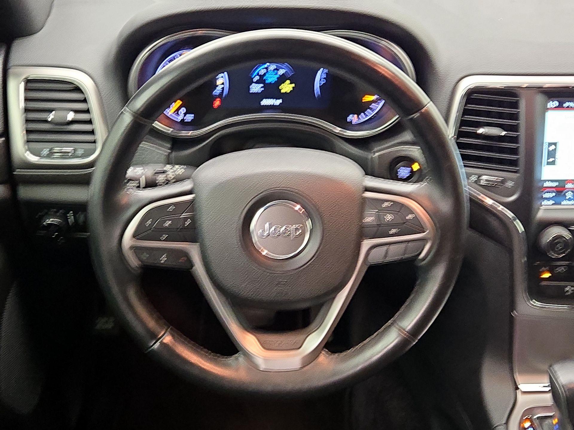 Thumbnail: 2018 Jeep Grand Cherokee - 10