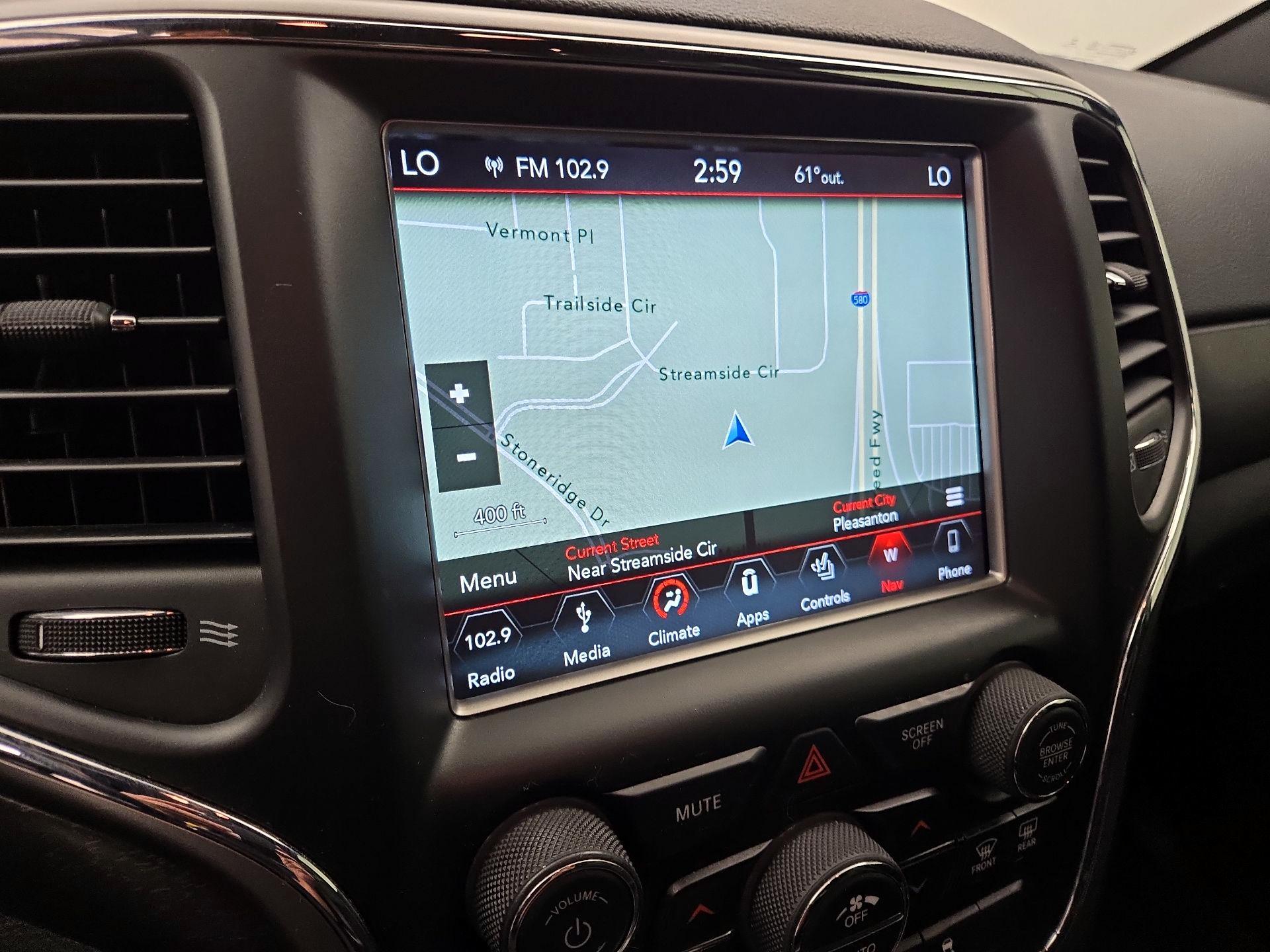 Thumbnail: 2018 Jeep Grand Cherokee - 14