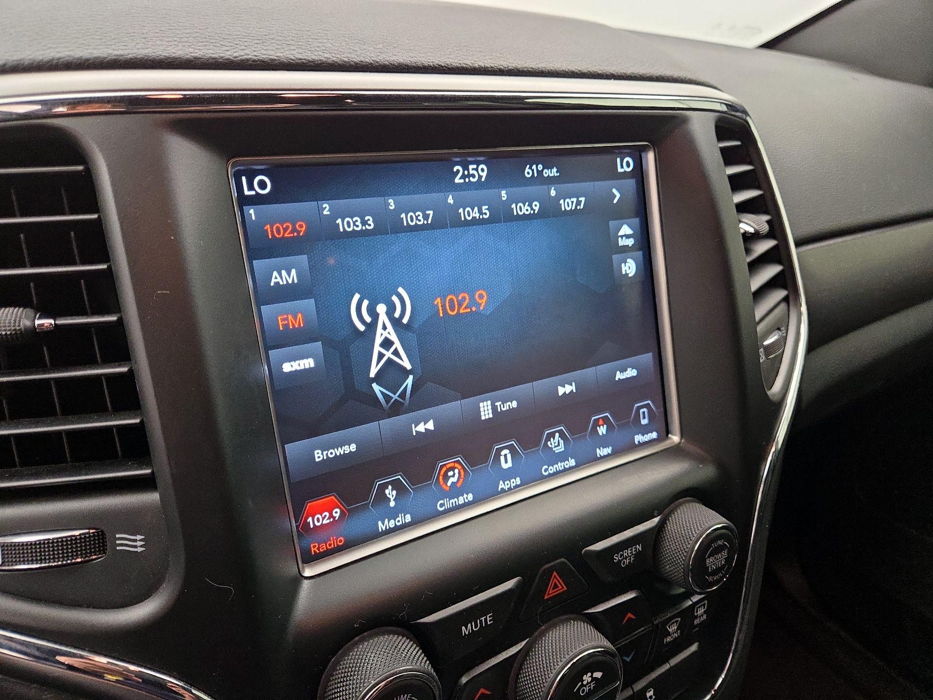 Thumbnail: 2018 Jeep Grand Cherokee - 16