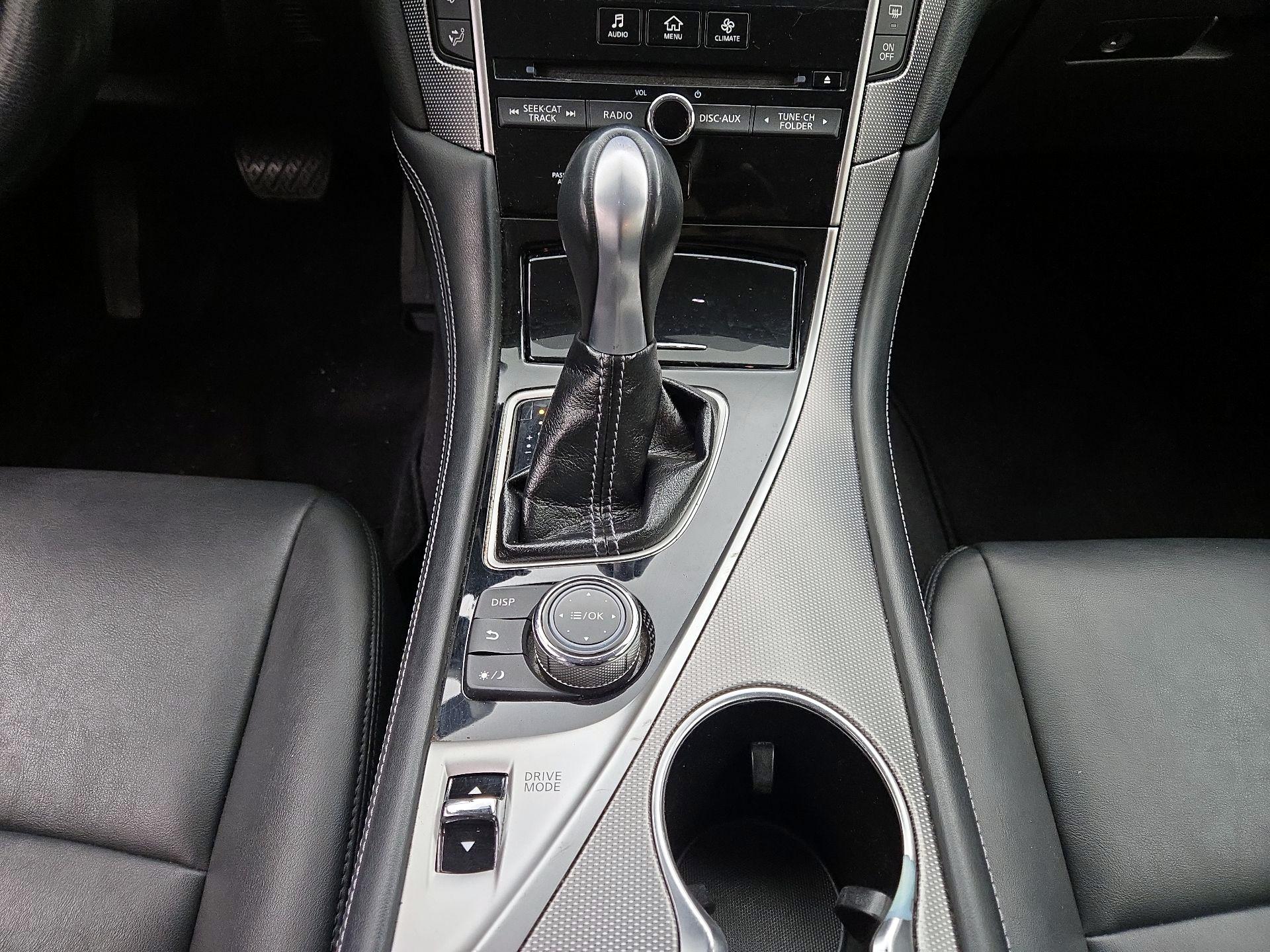 Thumbnail: 2016 INFINITI Q50 - 17