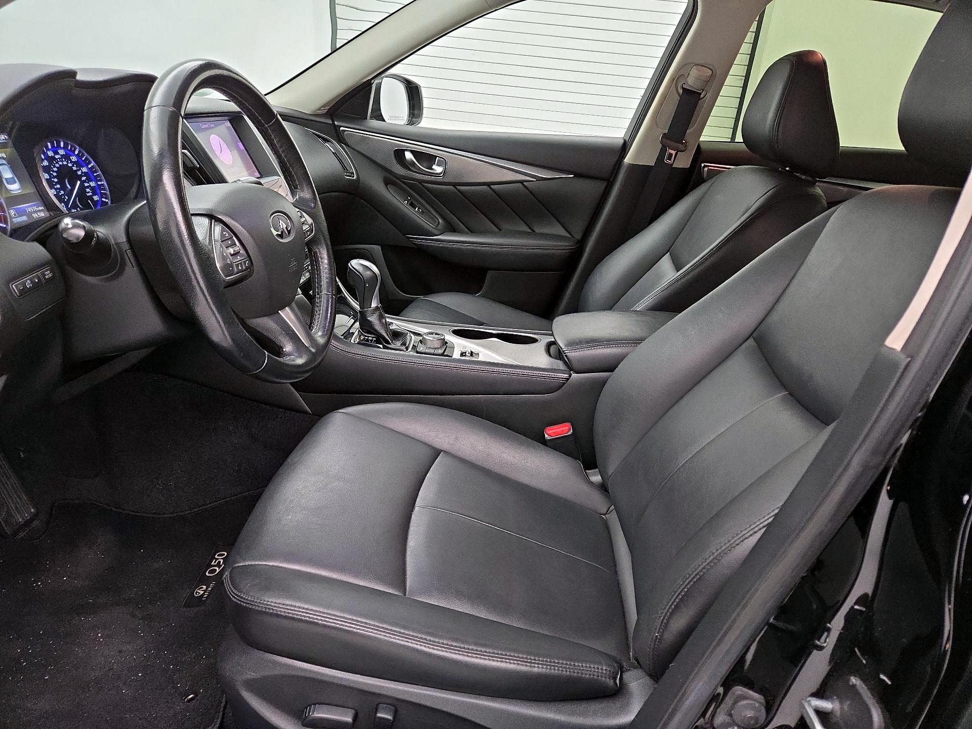 Thumbnail: 2016 INFINITI Q50 - 18