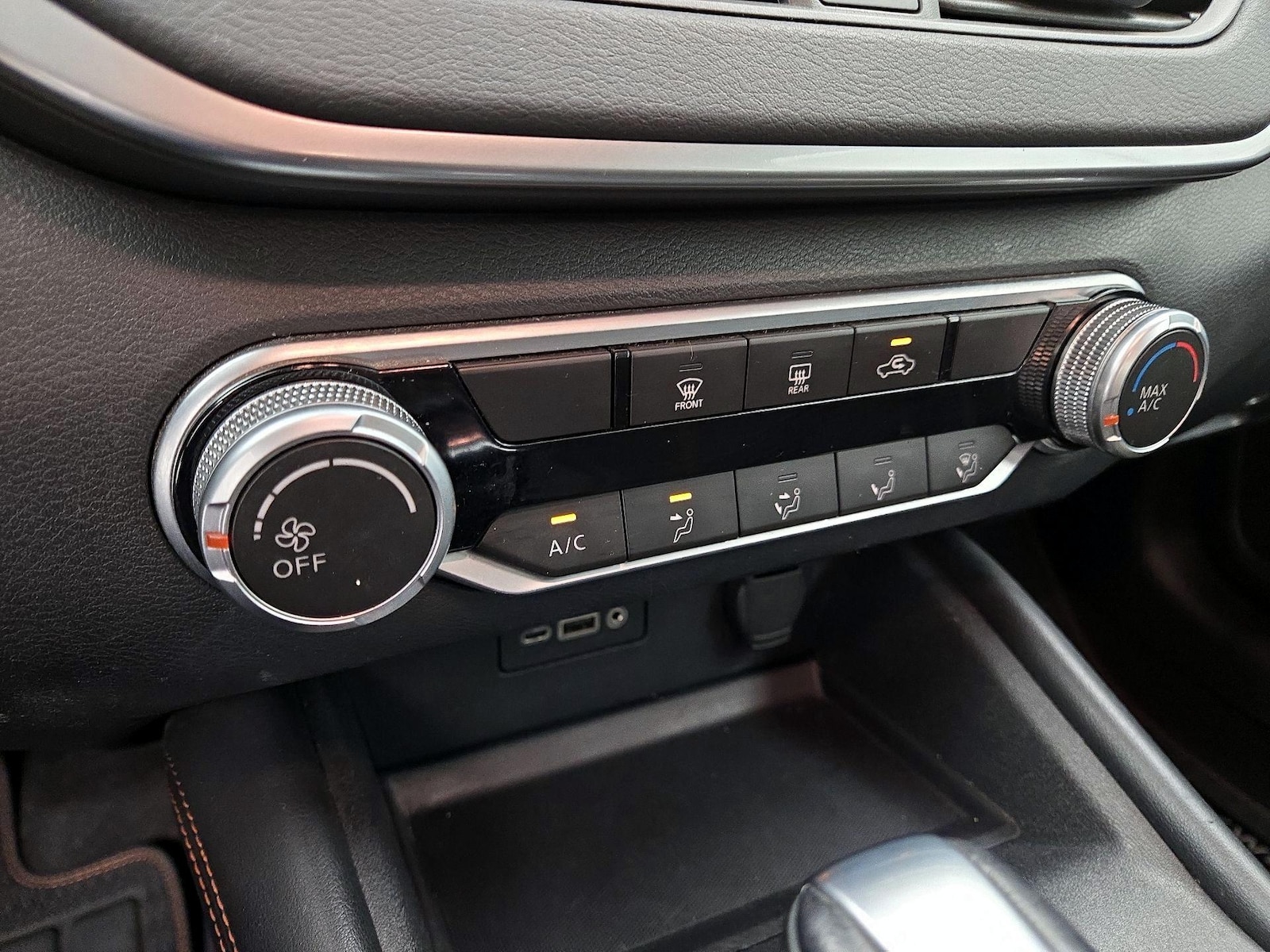 2021 Nissan Altima SR - Photo 17
