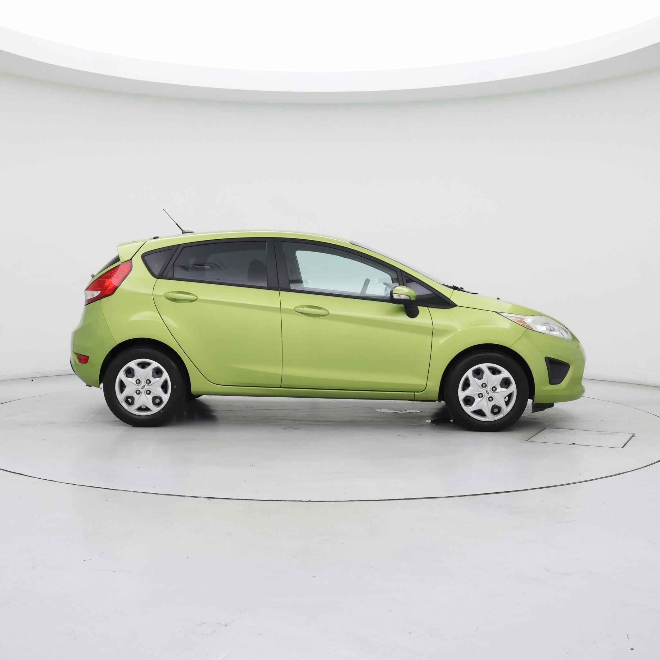 Thumbnail: 2013 Ford Fiesta - 7