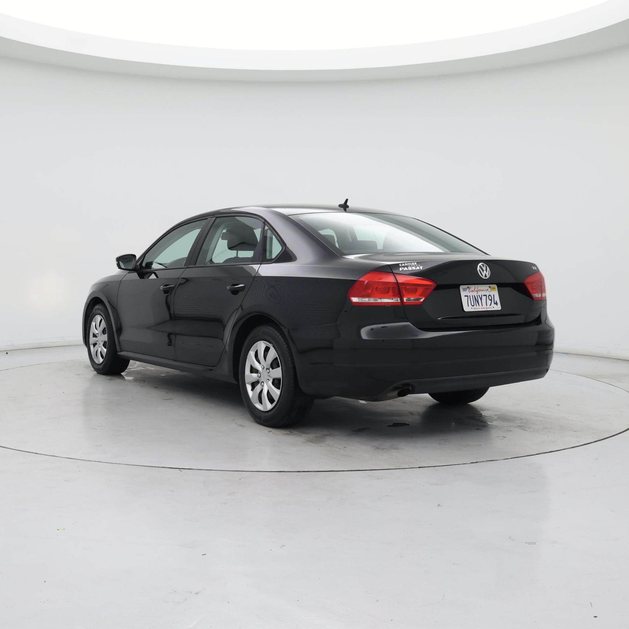 Thumbnail: 2015 Volkswagen Passat - 2