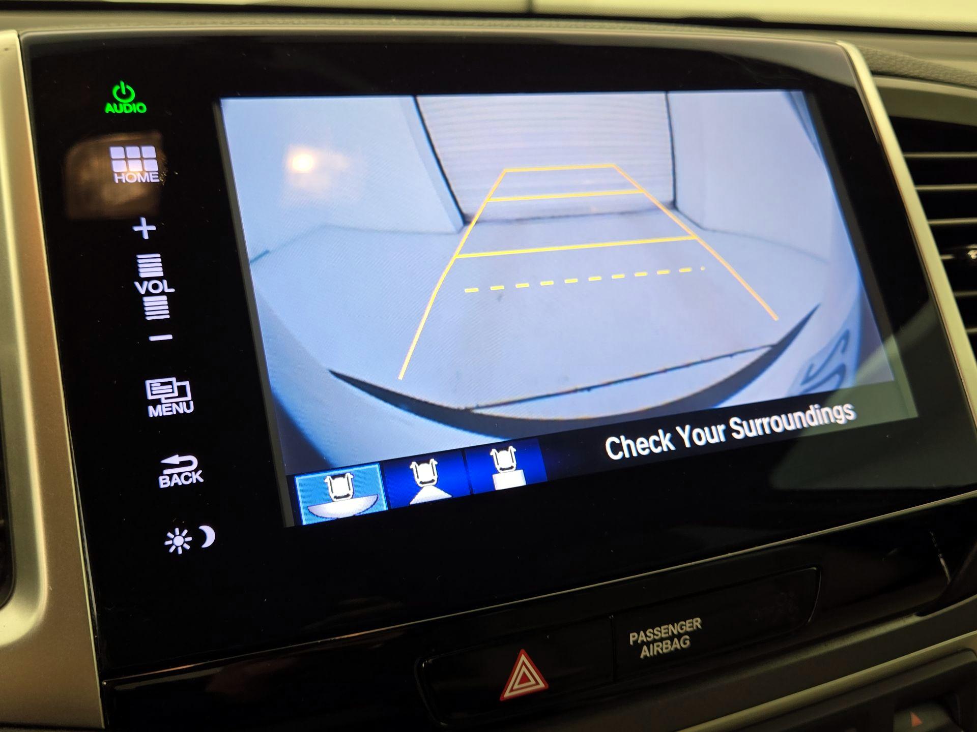 Thumbnail: 2016 Honda Pilot - 12