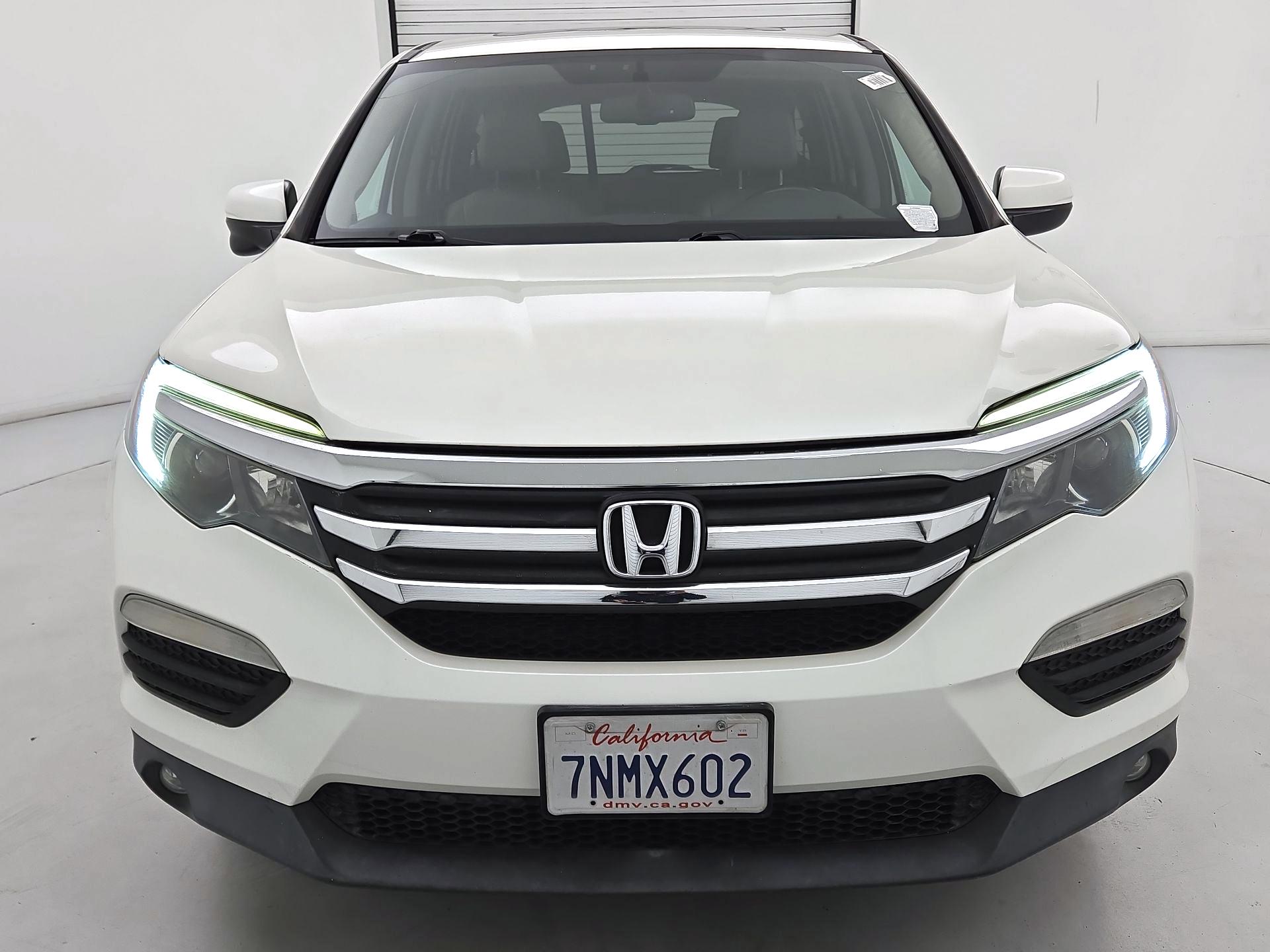 Thumbnail: 2016 Honda Pilot - 2