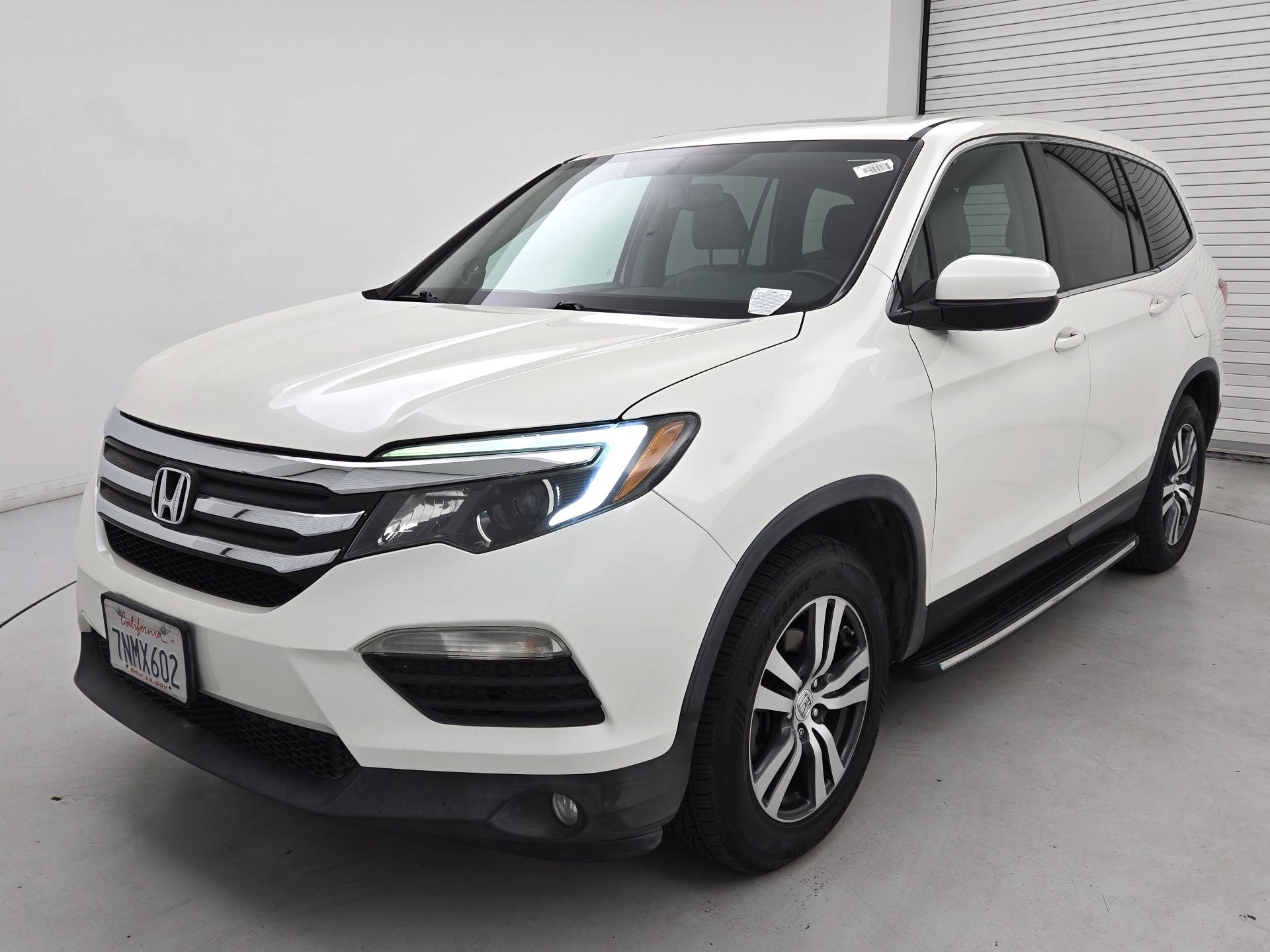Thumbnail: 2016 Honda Pilot - 3