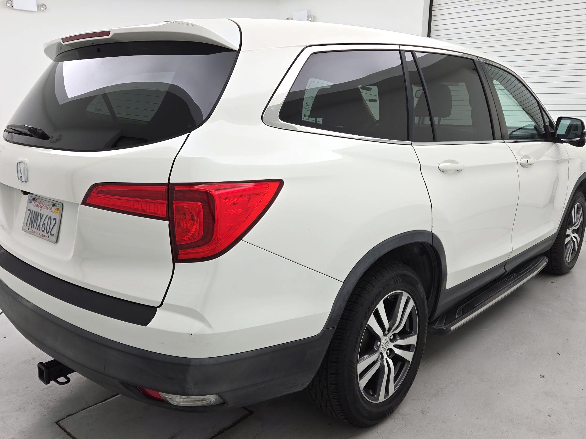 Thumbnail: 2016 Honda Pilot - 5