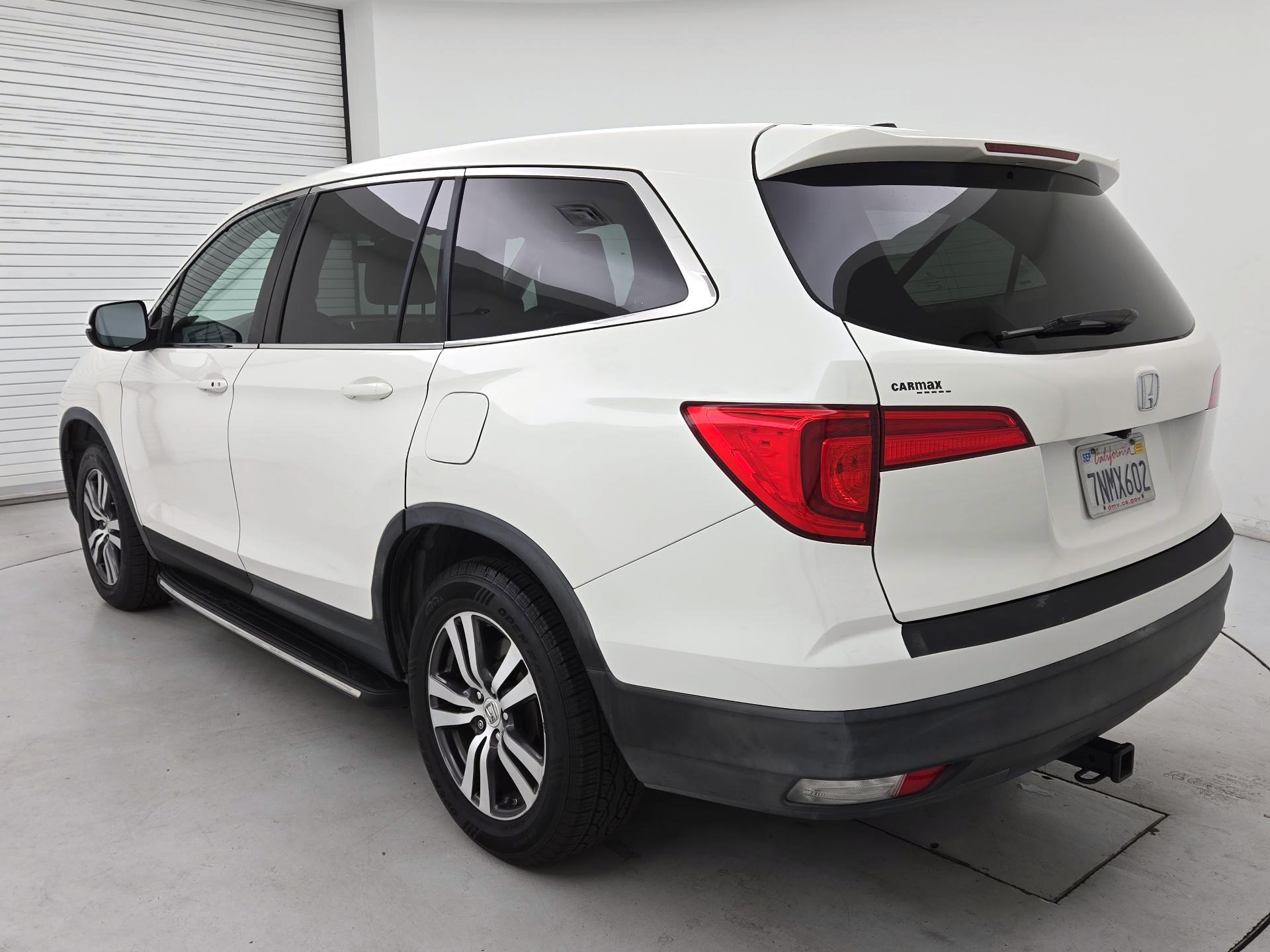 Thumbnail: 2016 Honda Pilot - 7