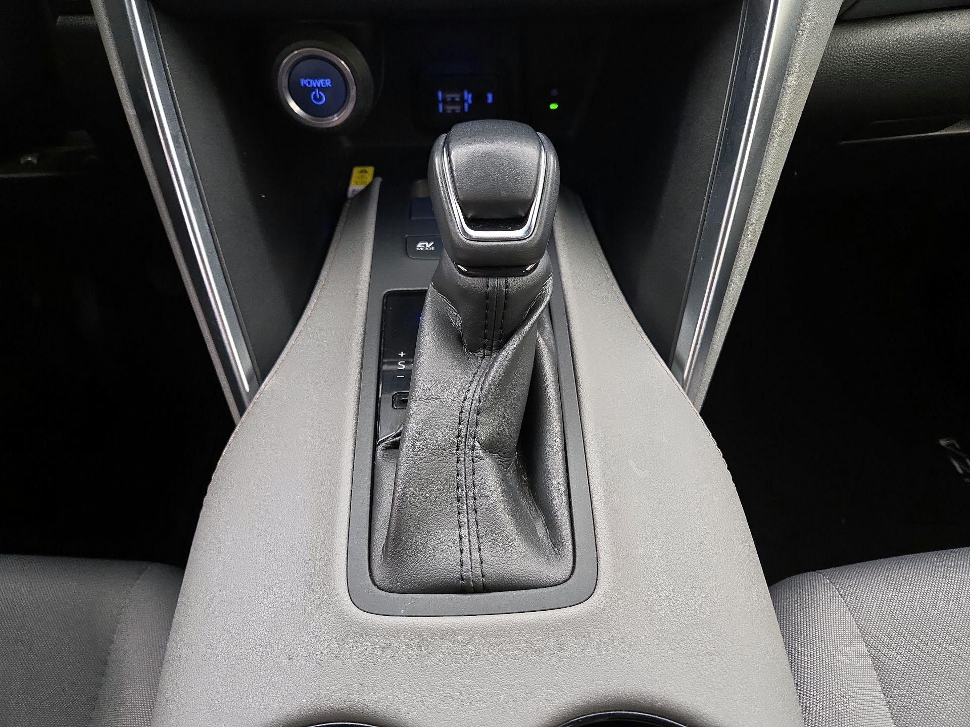 Thumbnail: 2021 Toyota Venza - 17
