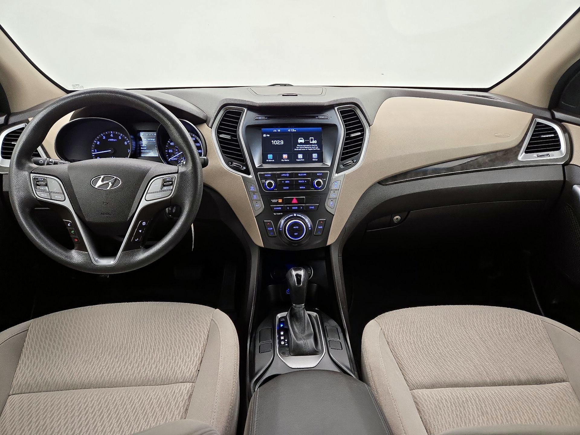 Thumbnail: 2019 Hyundai Santa Fe - 9