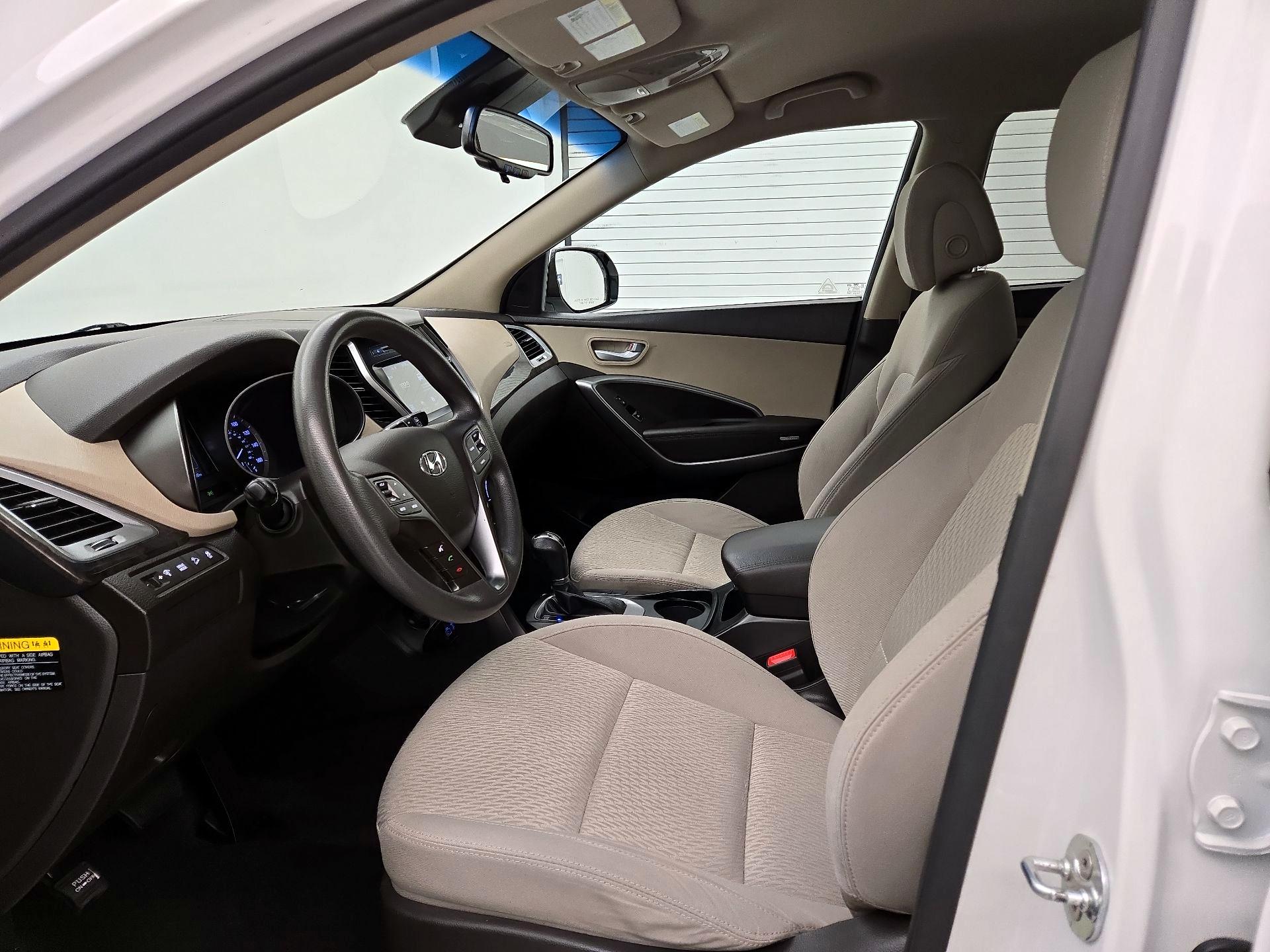 Thumbnail: 2019 Hyundai Santa Fe - 11