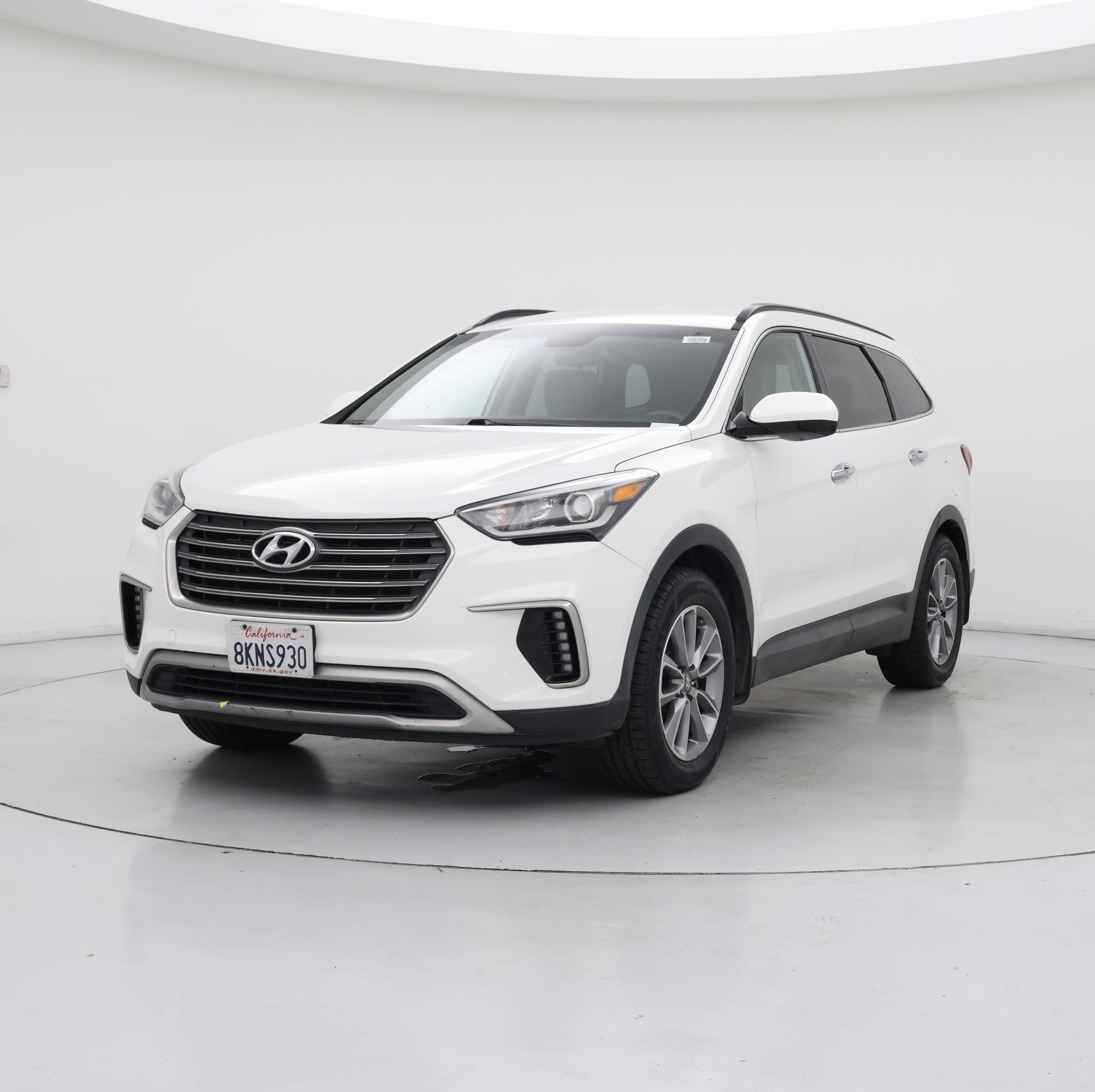 Thumbnail: 2019 Hyundai Santa Fe - 4