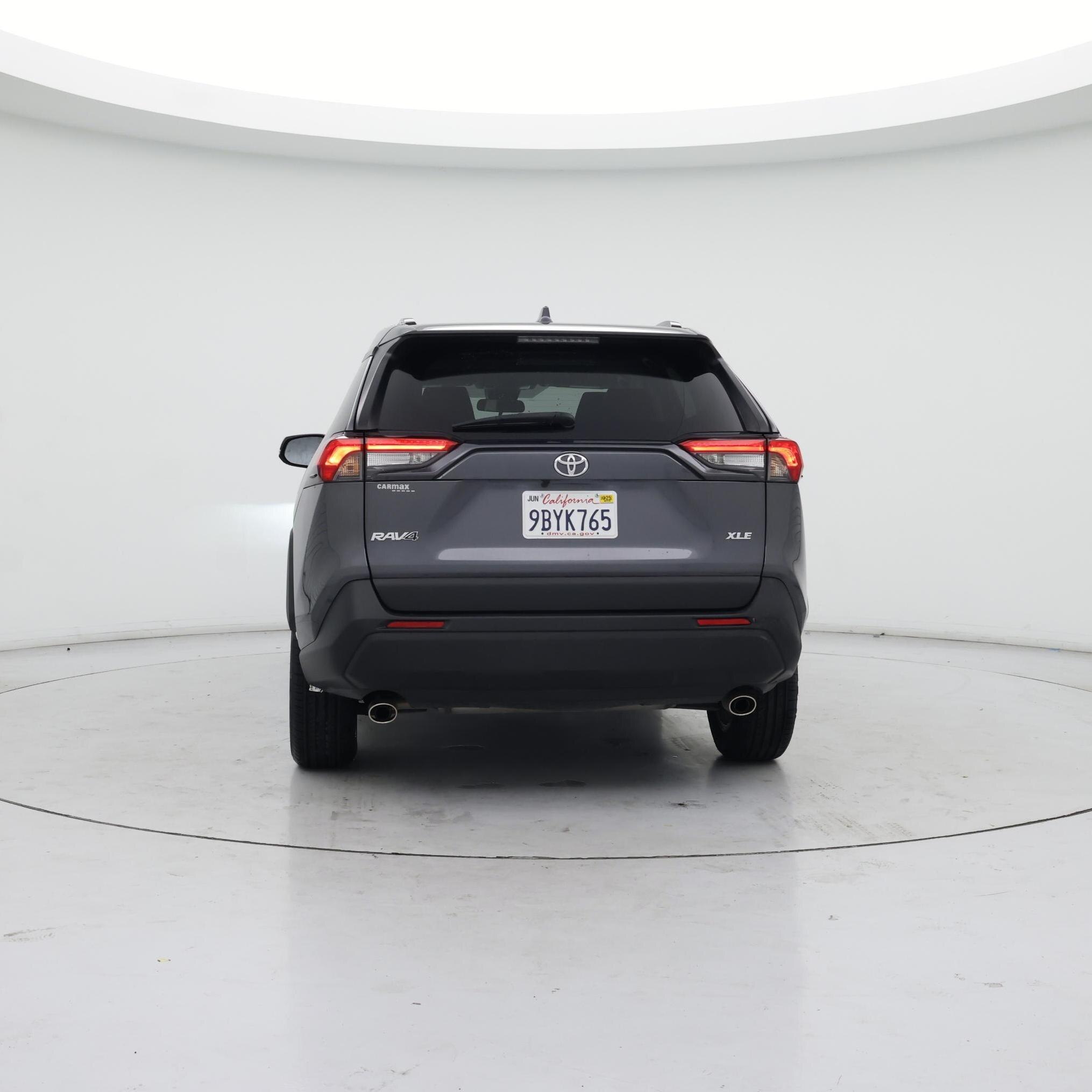 Thumbnail: 2022 Toyota RAV4 - 6