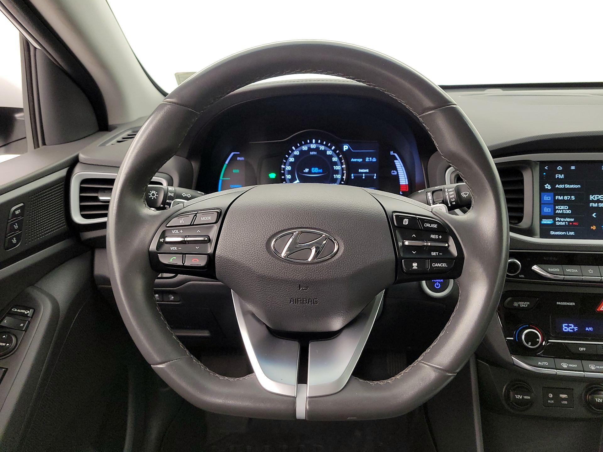Thumbnail: 2019 Hyundai Ioniq - 10