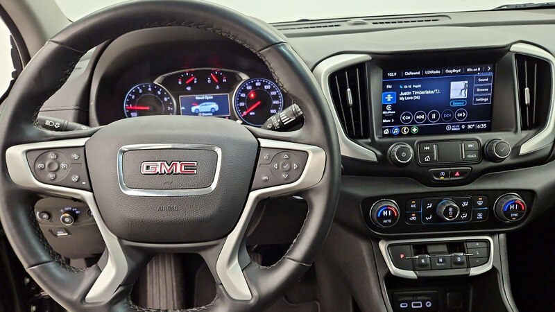 2023 GMC Terrain SLT 10