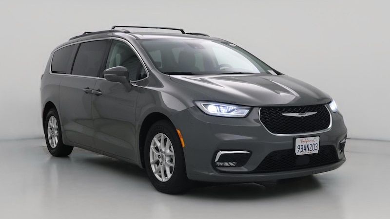 2022 Chrysler Pacifica Touring Hero Image