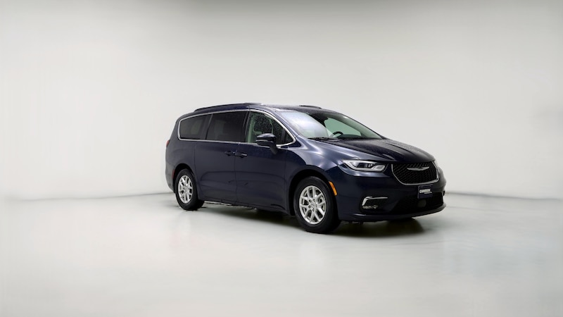 2022 Chrysler Pacifica Touring L Hero Image