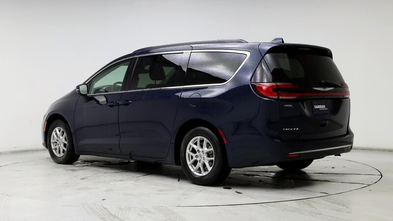 2022 Chrysler Pacifica Touring L 2