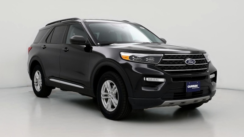 2023 Ford Explorer XLT Hero Image