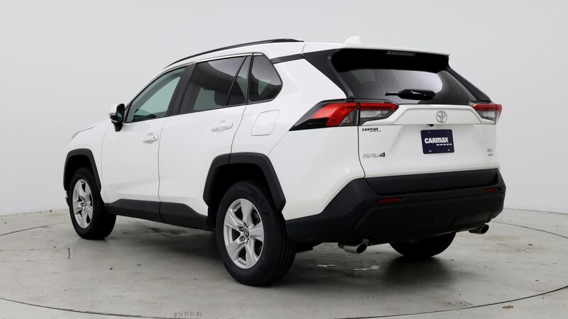 2021 Toyota RAV4 XLE 2