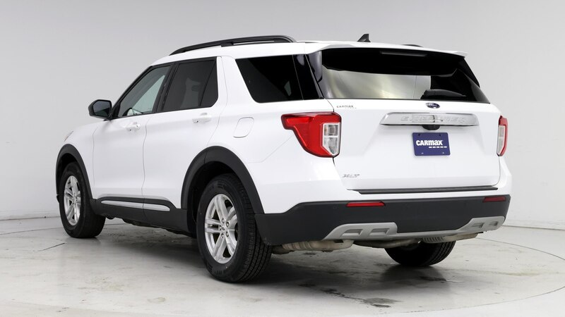 2023 Ford Explorer XLT 2