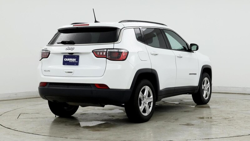 2023 Jeep Compass Latitude 8