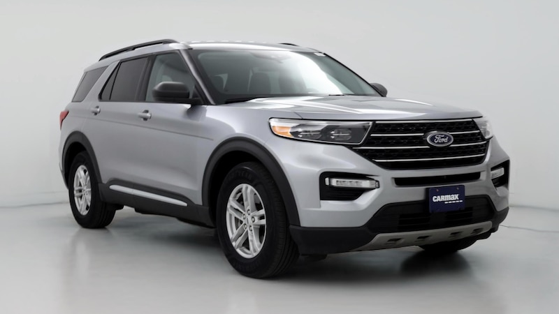 2023 Ford Explorer XLT Hero Image