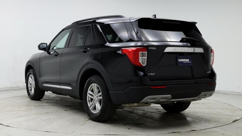 2023 Ford Explorer XLT 2