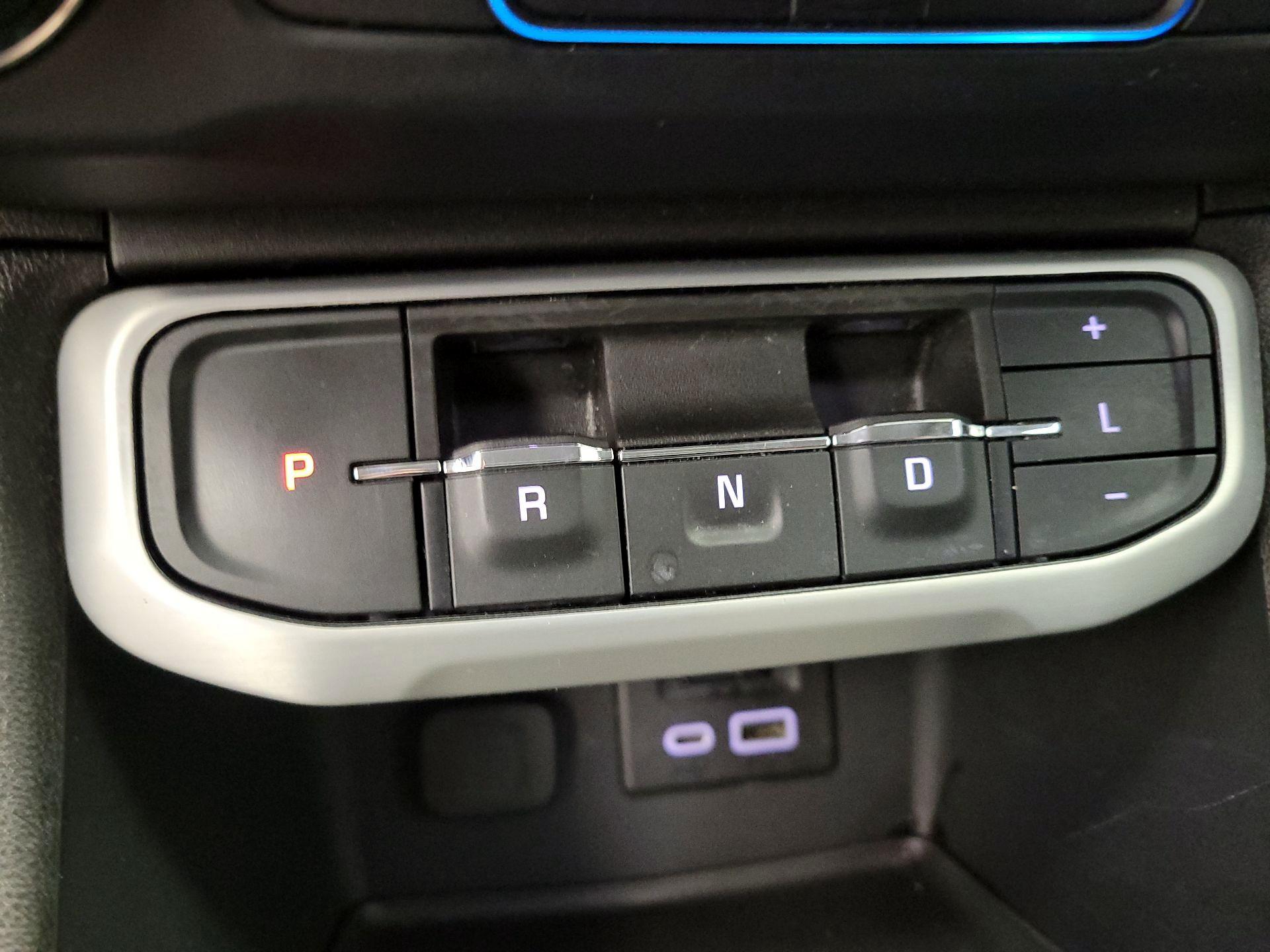 Thumbnail: 2023 GMC Acadia - 18