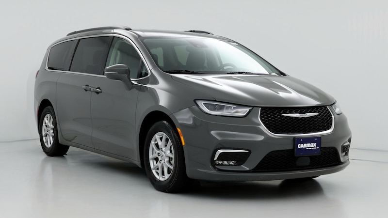 2022 Chrysler Pacifica Touring L Hero Image