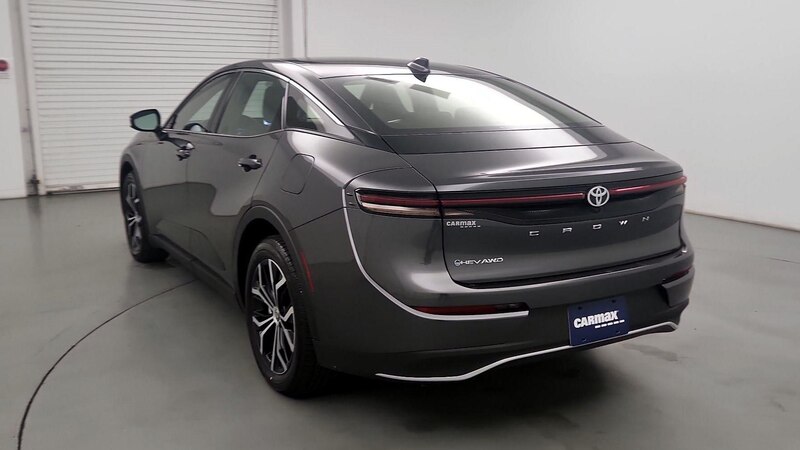 2024 Toyota Crown XLE 7