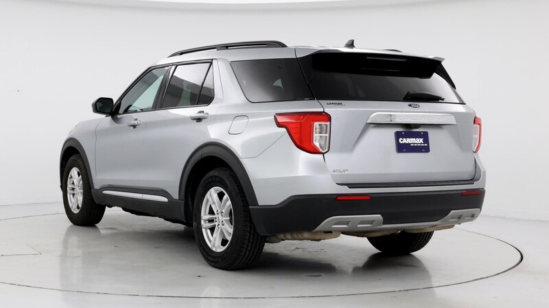 2023 Ford Explorer XLT 2