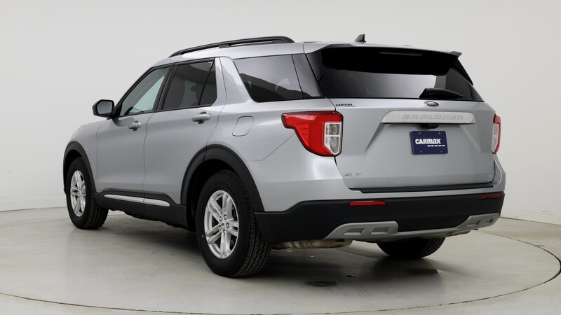 2023 Ford Explorer XLT 2