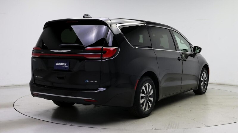 2022 Chrysler Pacifica Hybrid Touring L 8