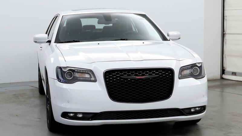 2022 Chrysler 300 S 5